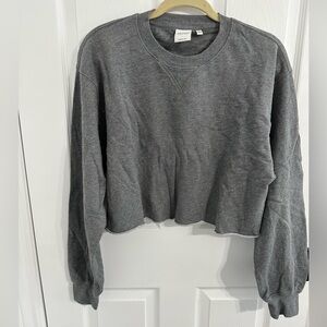 Aritzia Sweatfleece Cropped Sweatshirt - Size medium